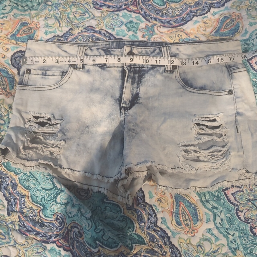 Distressed Light Blue Denim Shorts - Picture 6 of 6